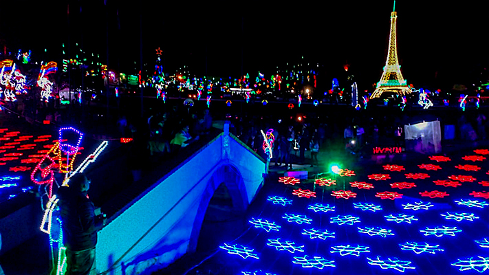 Luces Navidad Puente Boyacá