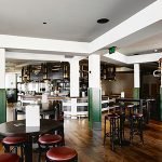 Bar amoblado